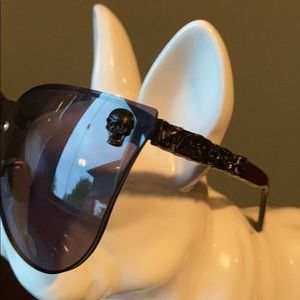 Sunglasses with Skulls